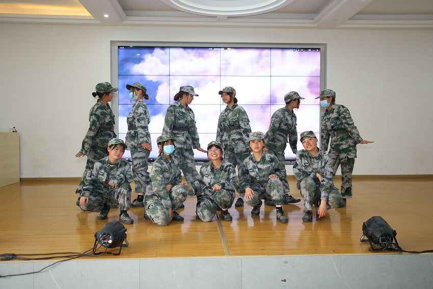 叛逆青少年訓(xùn)練營(yíng)之青春期與孩子交流的幾個(gè)問(wèn)題(圖2)